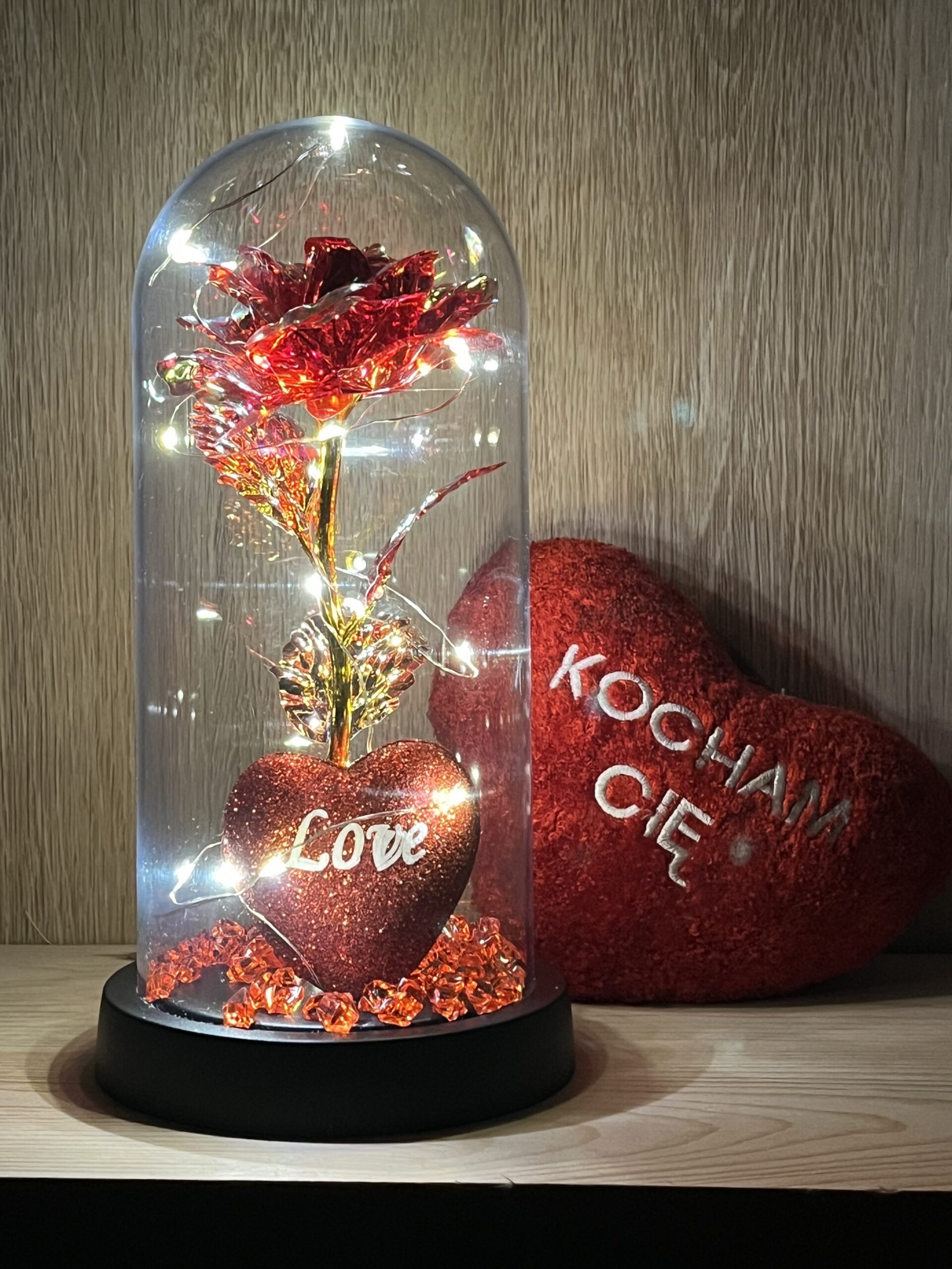 Wieczna Róża w Kopule z Oświetleniem LED Sercem Koralikami Czerwona 21x11cm - obrazek 7